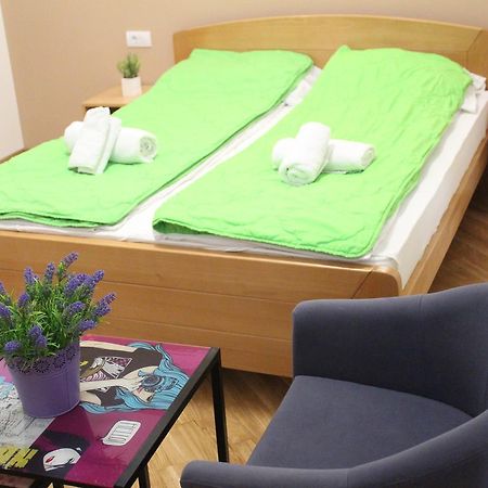 Wake Up Apartments And Rooms Belgrade Luaran gambar