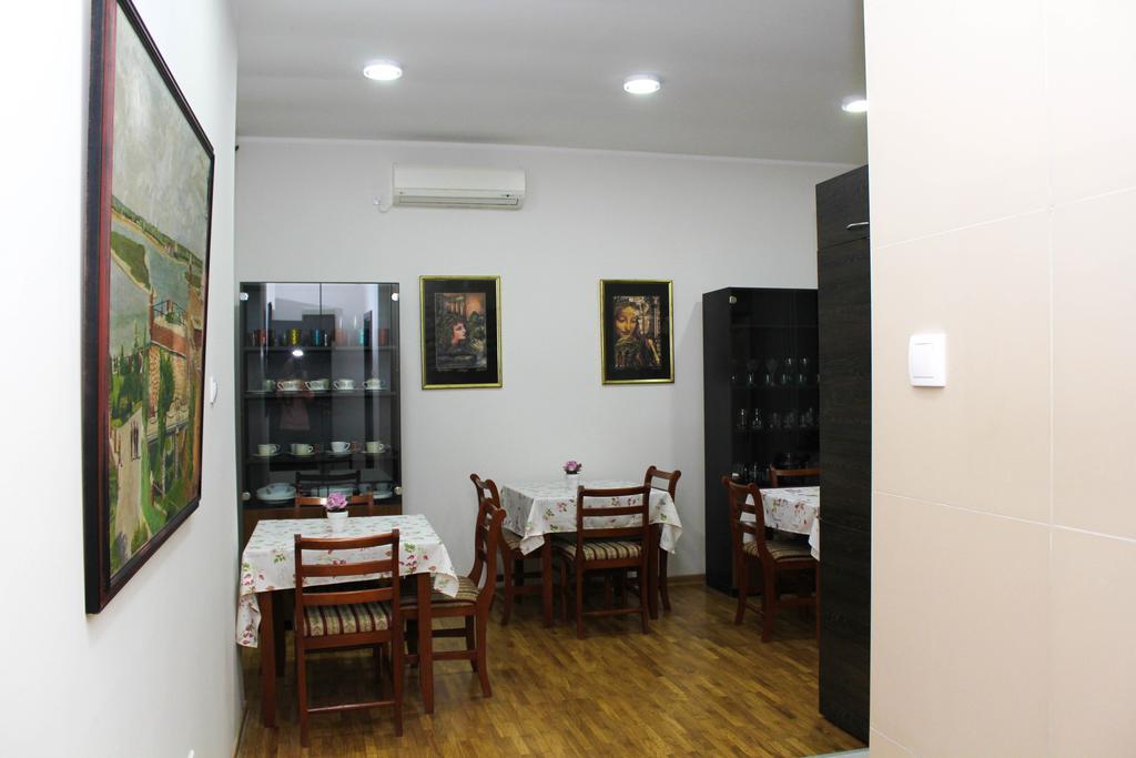 Wake Up Apartments And Rooms Belgrade Luaran gambar