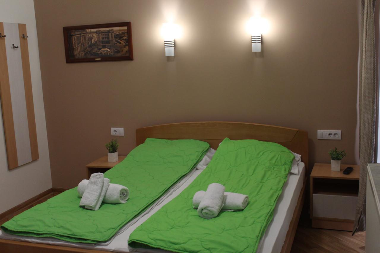 Wake Up Apartments And Rooms Belgrade Luaran gambar